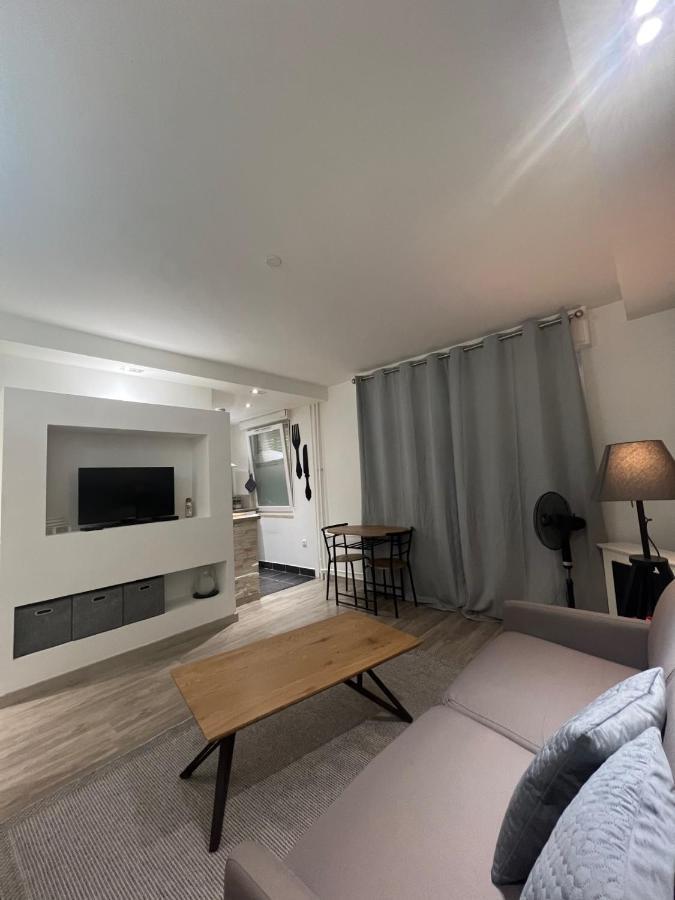 Le Carre Strasbourgeois - Logement Entier Au Centre Du Neudorf F1 Exterior foto